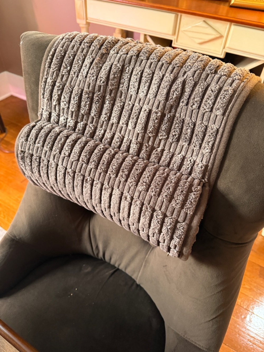 Headrest support pillow